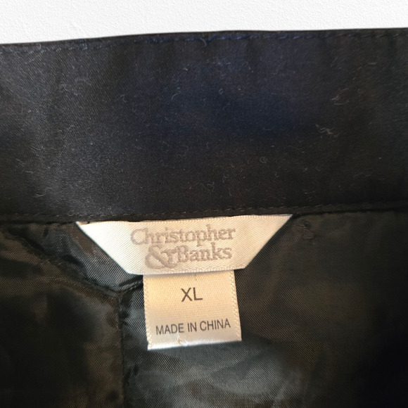 Christopher and Banks Black Quilted Lightweight Snap Button Down Vest Size XL - Picture 3 of 10